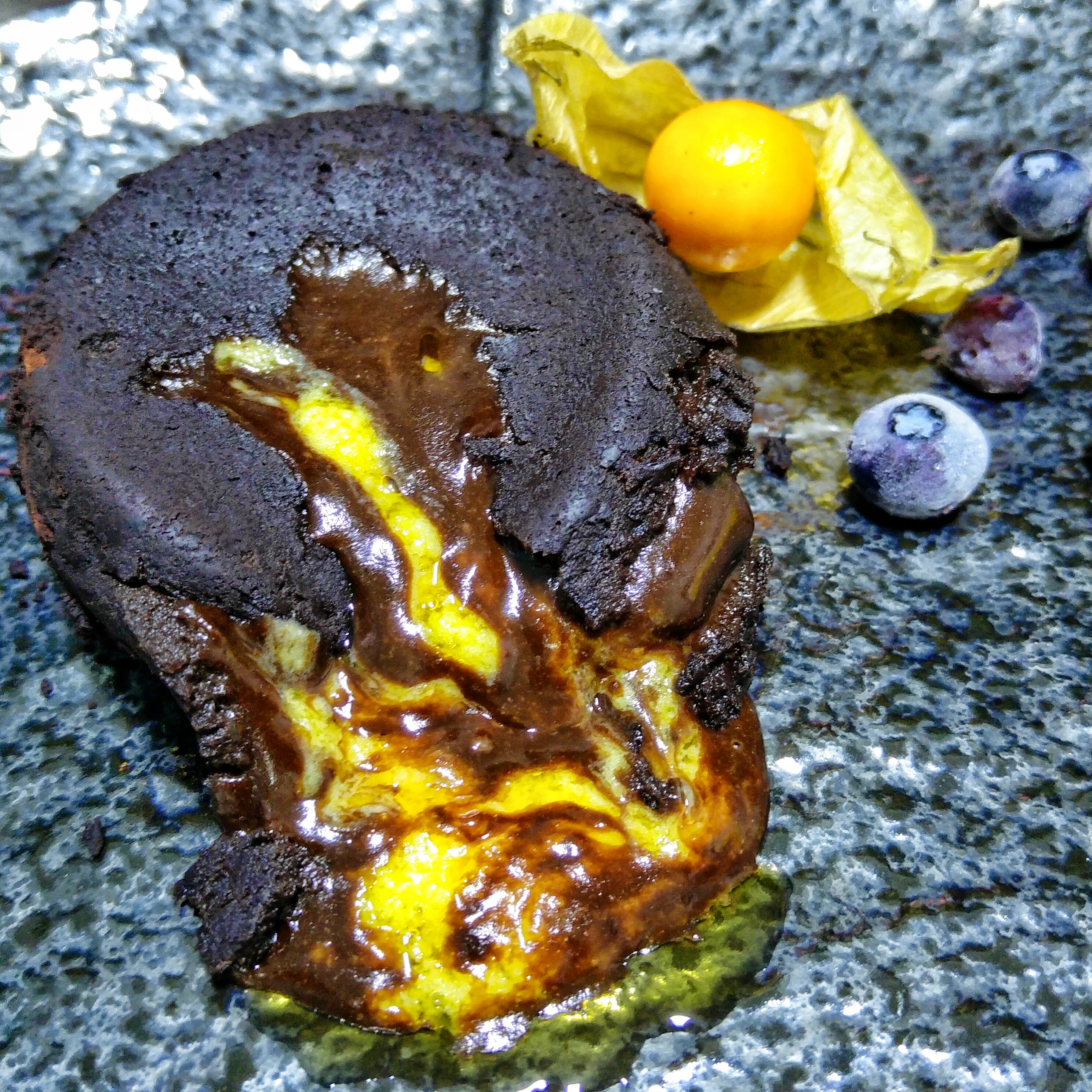 Salted Egg Yolk Molten Lava Cake Eckitchensg