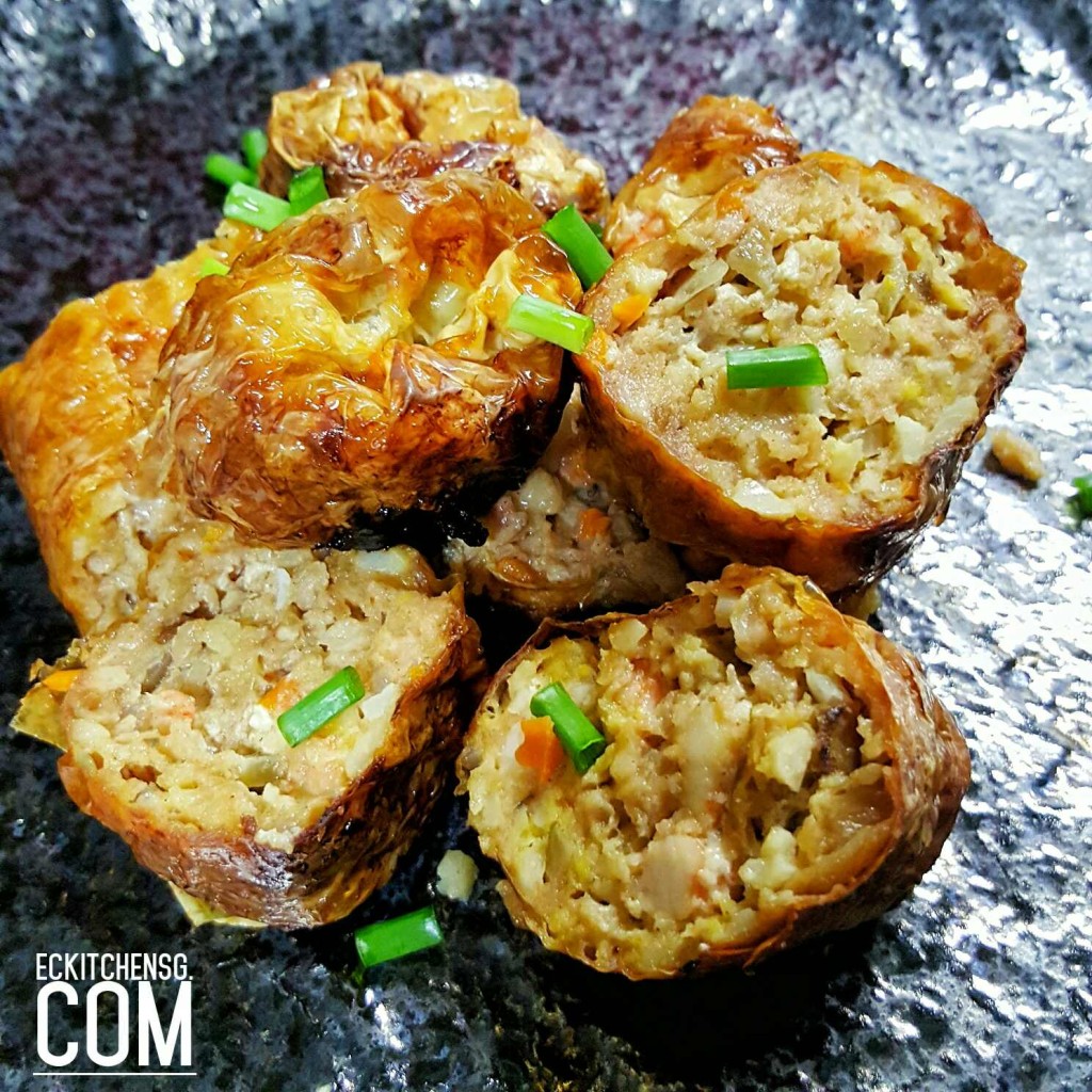 Ngoh Hiang 香脆五香 (Crispy Meat Roll)