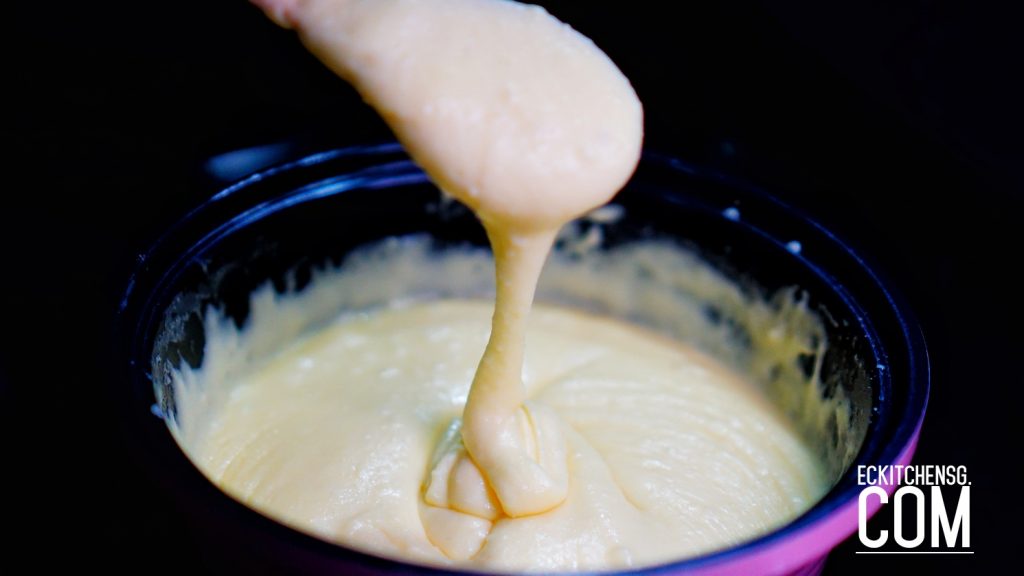 The French Mashed Potato with A Cheesy Twist (Pommes Aligot)