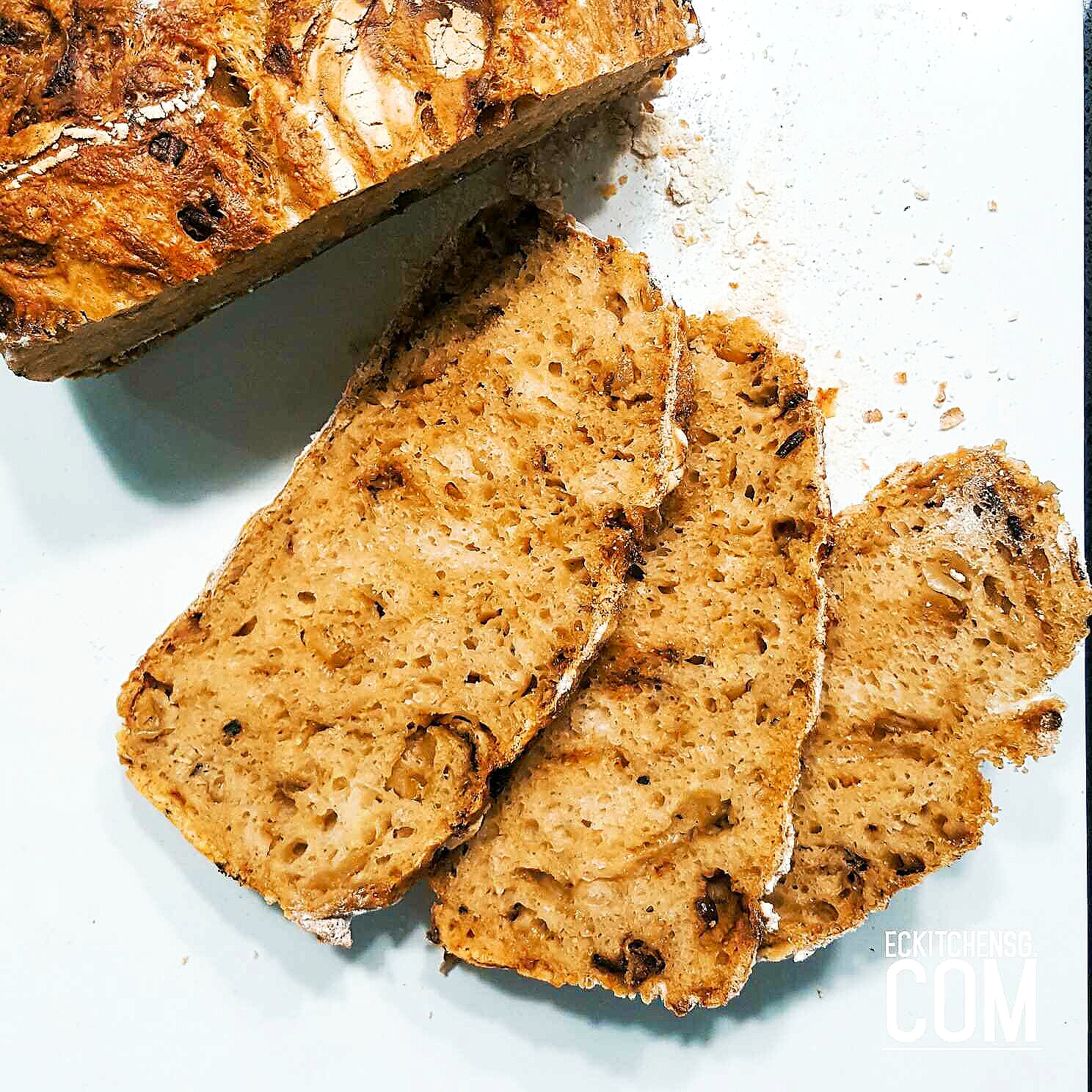 The NoKnead Caramelised Onion Bread eckitchensg